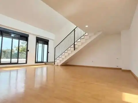 Sala de estar de Ático en venta en Chiva con Terraza y Balcón