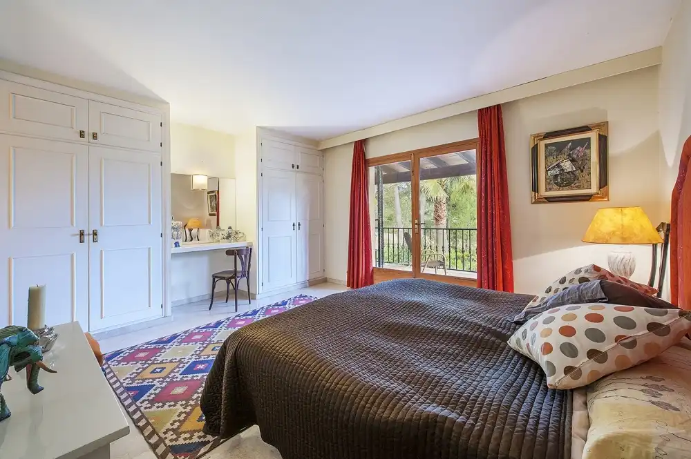 Dormitori de Finca rústica en venda en  Palma de Mallorca amb Aire condicionat, Piscina i Alarma