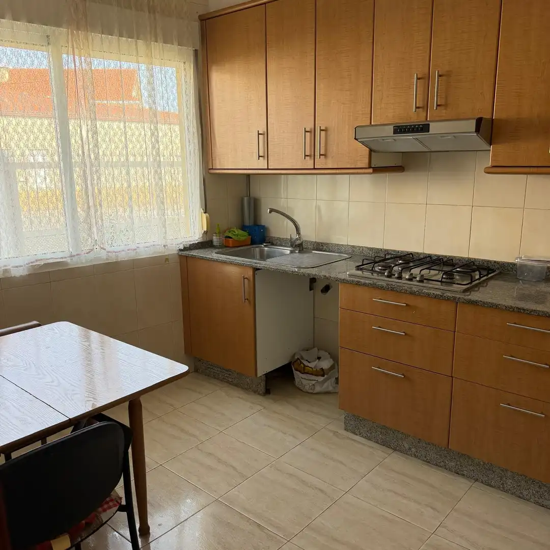 Cocina de Casa o chalet en venta en Carballo con Terraza