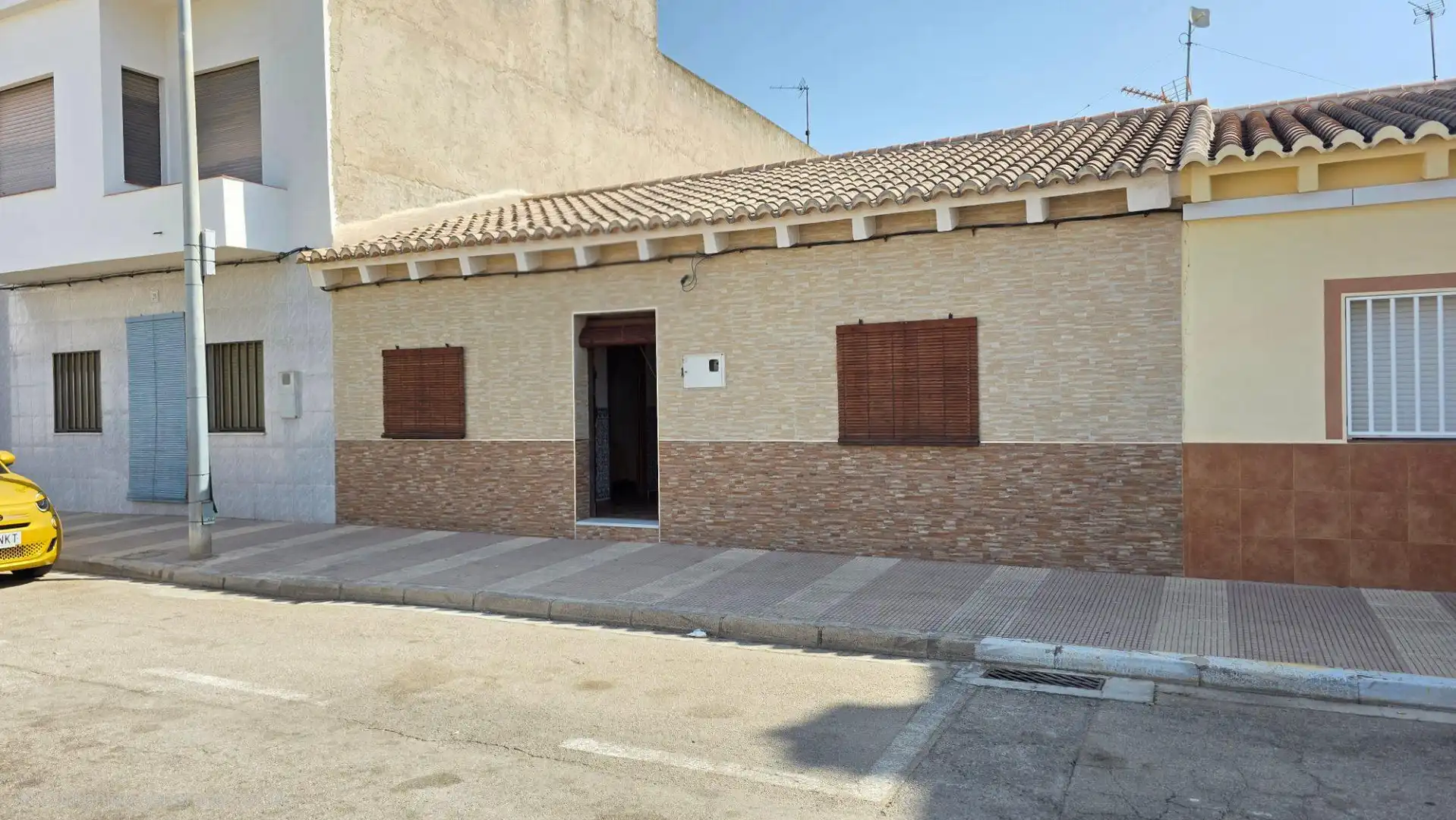 Vista exterior de Casa o chalet en venta en Daimús con Aire acondicionado, Jardín privado y Terraza