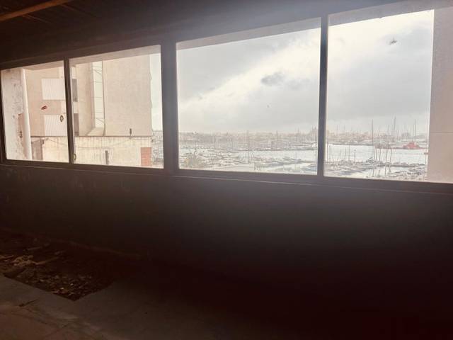 Local comercial en Alquiler en Plaça Gomila, 1 en El Terreno