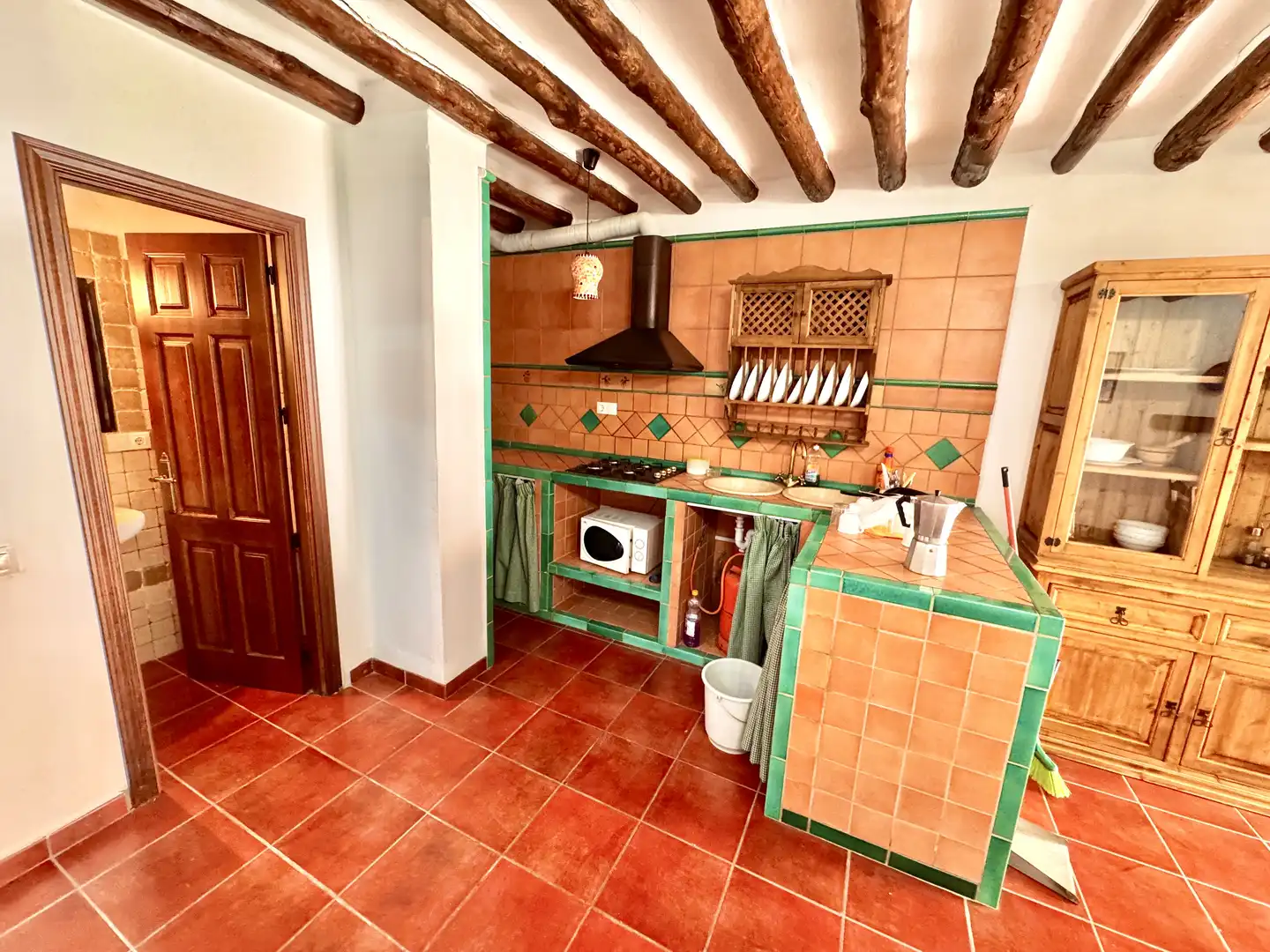 Kitchen of Buildings for sale in Juviles  with Alarm