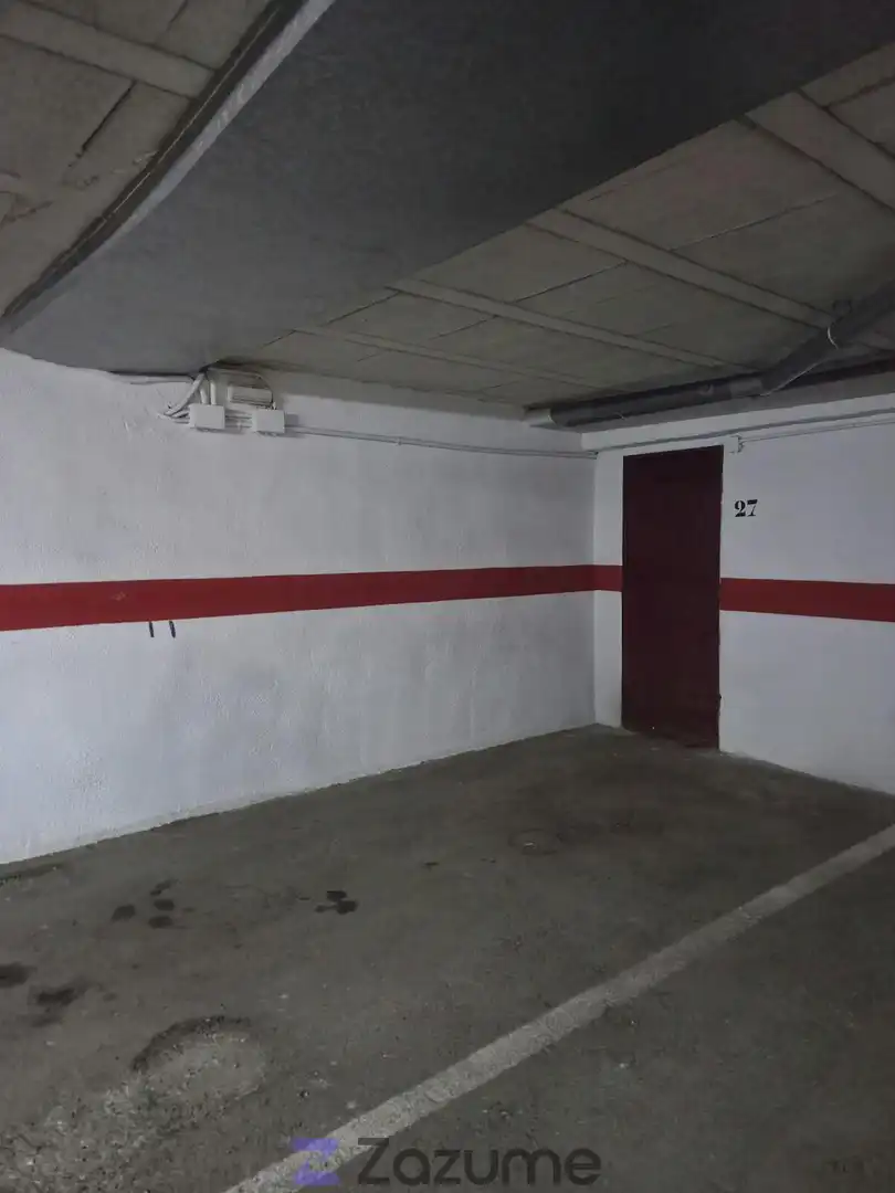 Piso de alquiler en Jaén con Jardín privado, Piscina y Amueblado
