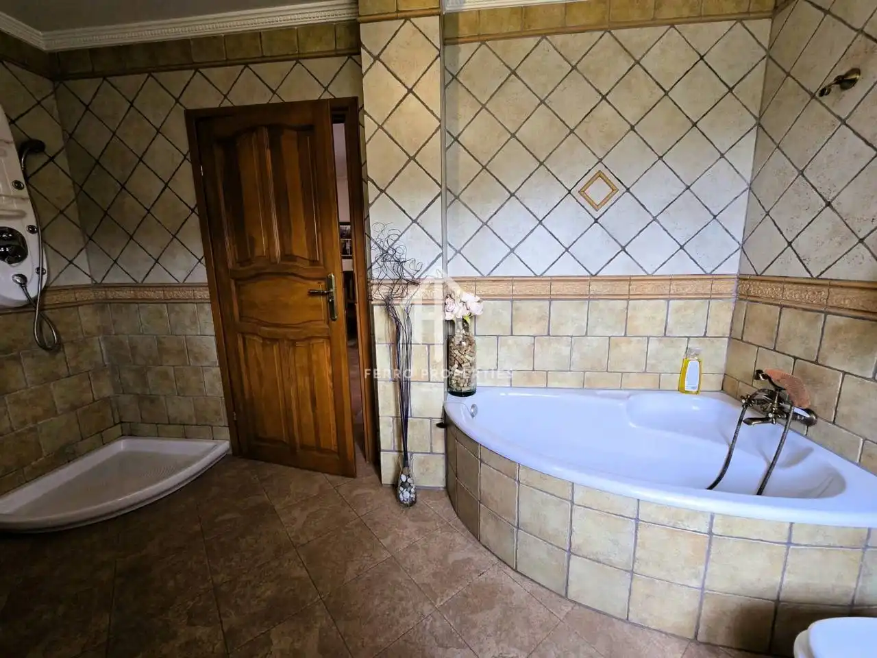 Baño de Casa o chalet en venta en Loja con Aire acondicionado, Calefacción y Jardín privado