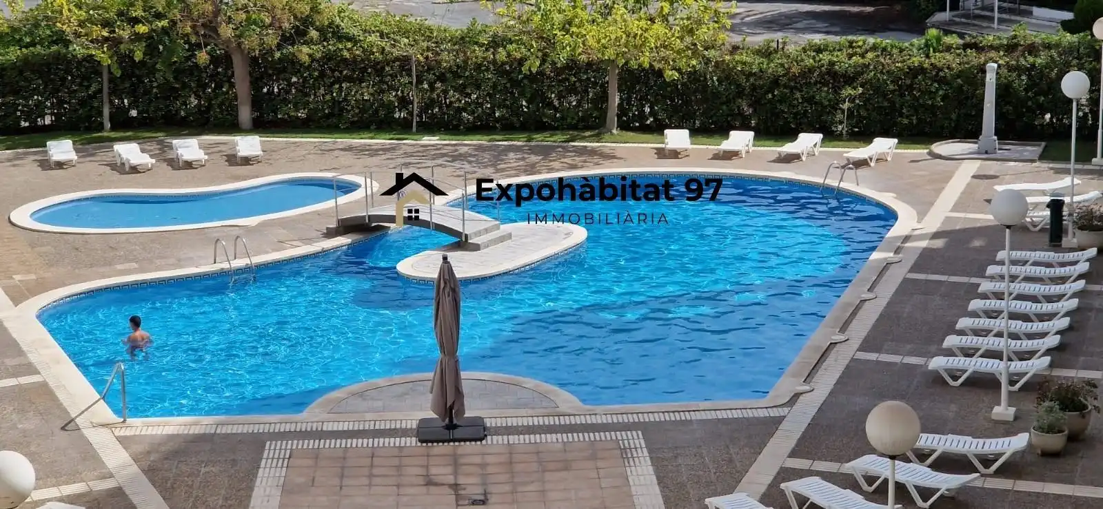 Piscina de Apartamento en venta en Salou con Aire acondicionado, Calefacción y Jardín privado