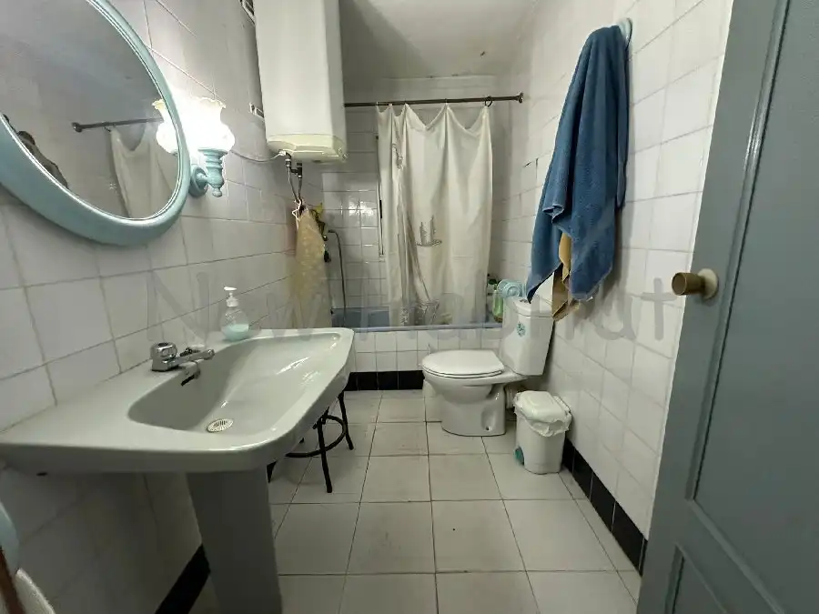 Bathroom of Houses for sale in Vall d'Alba  with Community pool