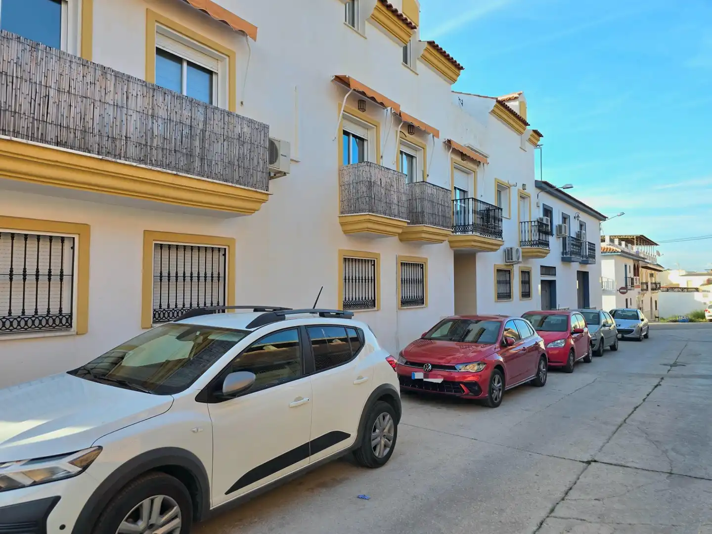 Vista exterior de Ático en venta en Alhaurín El Grande con Aire acondicionado, Calefacción y Parquet