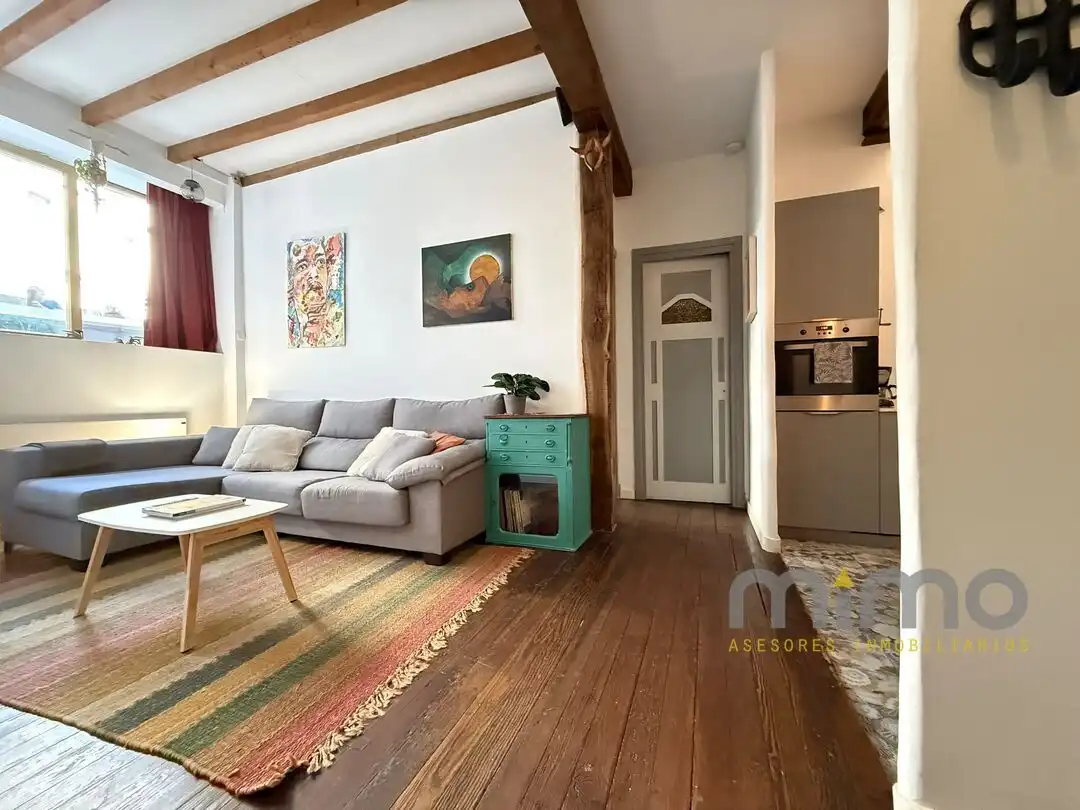 Living room of Flat for sale in Donostia - San Sebastián   with Heating, Terrace and Storage room