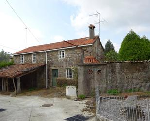 Vista exterior de Casa o xalet en venda en Ames amb Terrassa i Traster