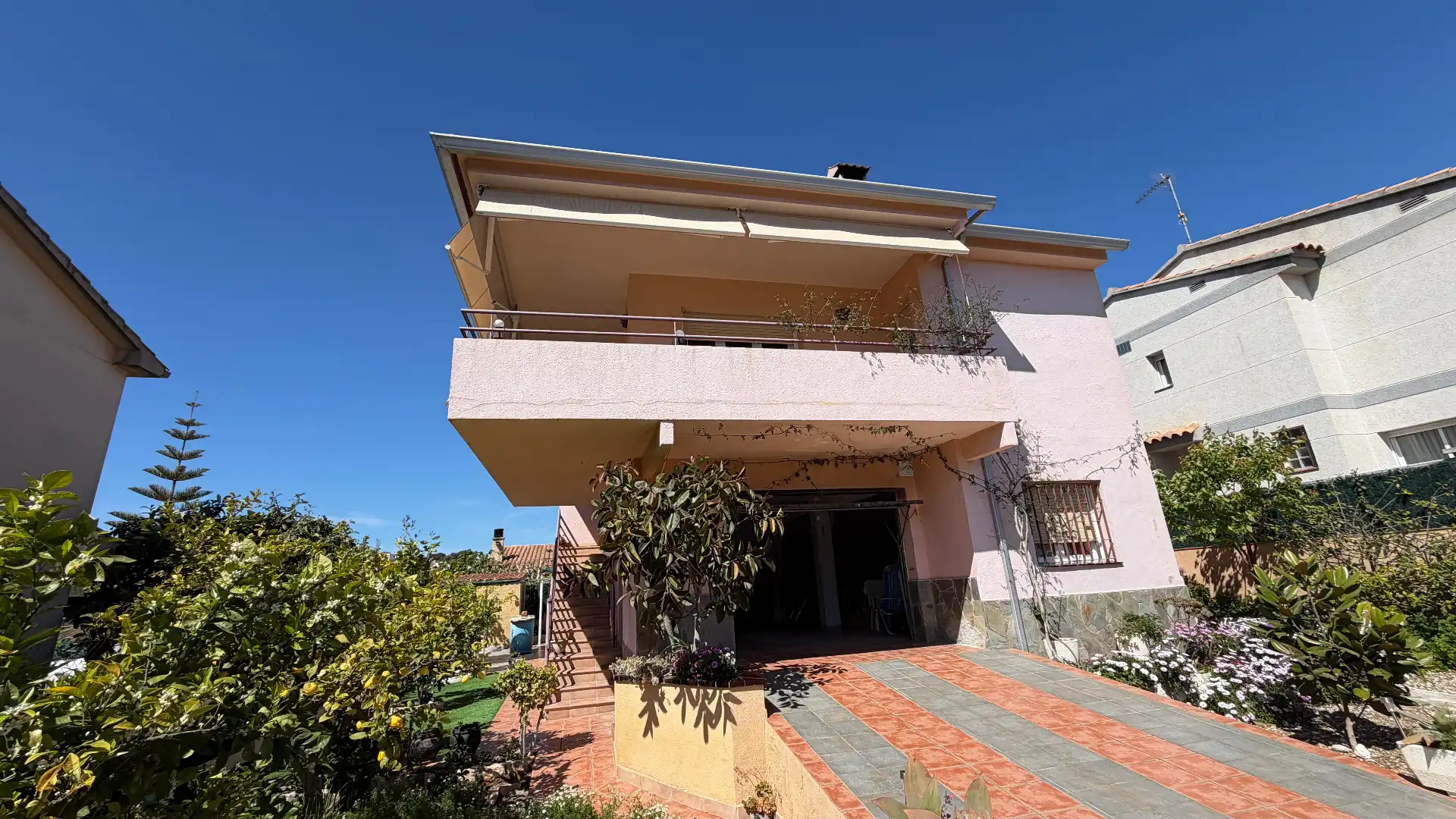 Vista exterior de Casa o chalet en venta en Creixell con Aire acondicionado, Jardín privado y Terraza