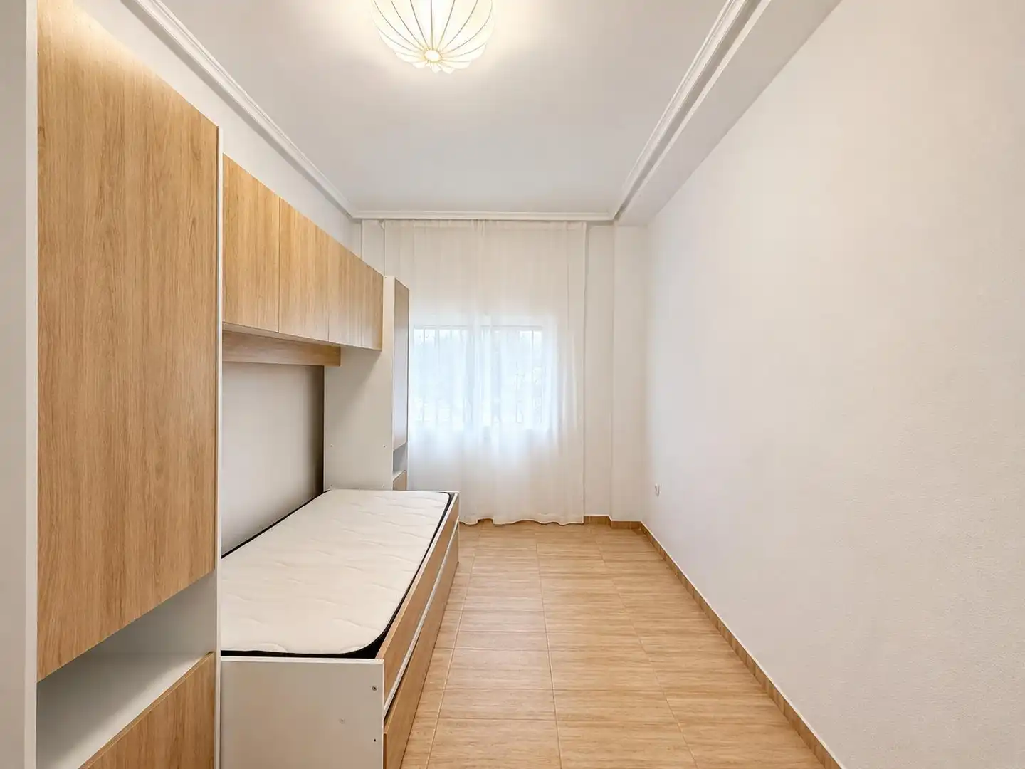 Habitación de Casa o chalet en venta en Carlet con Aire acondicionado, Calefacción y Jardín privado