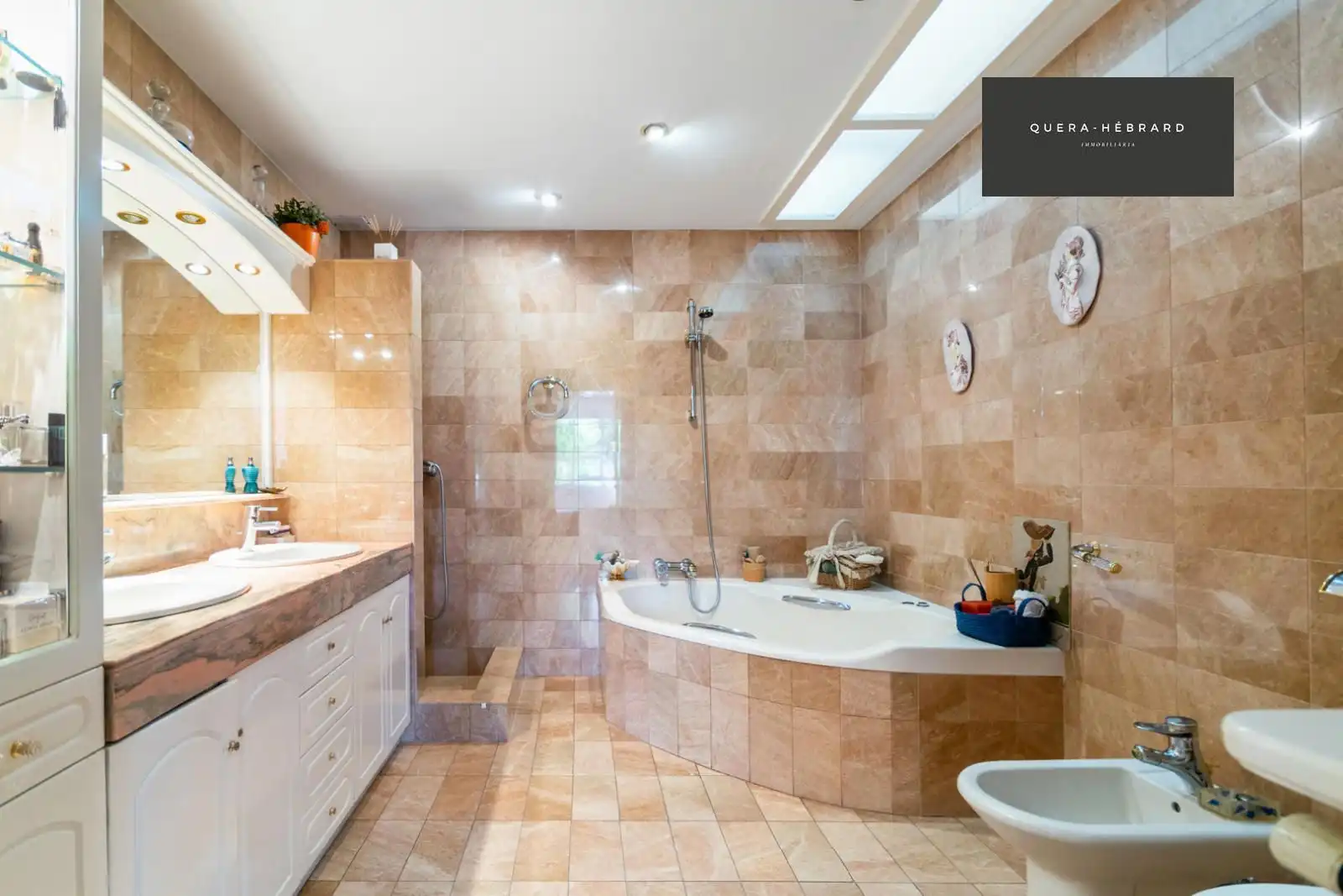 Badezimmer von Haus oder Chalet zum Verkauf in Terrassa mit Klimaanlage, Heizung und Terrasse