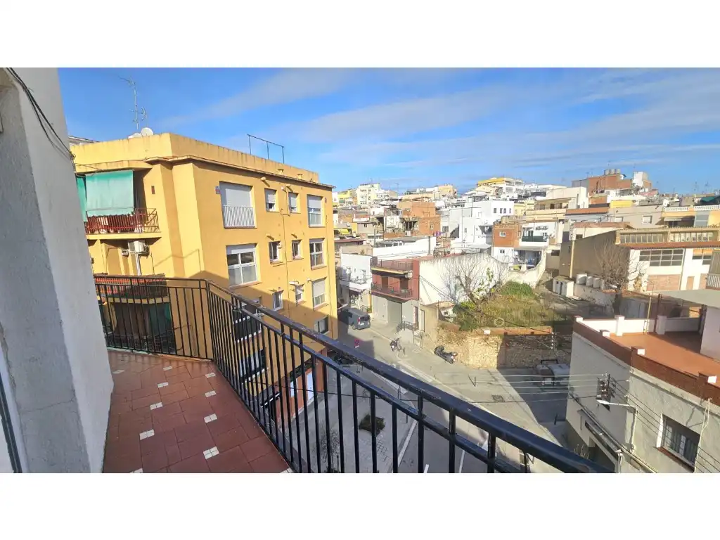 Vista exterior de Piso en venta en Mataró