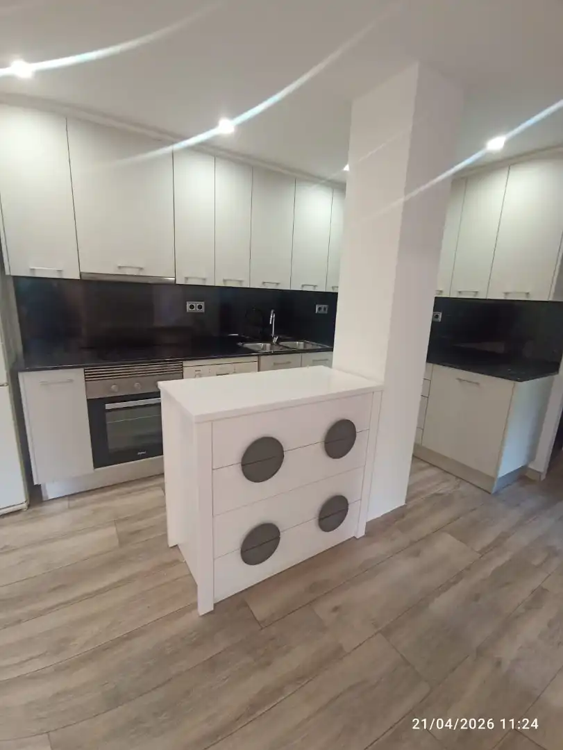 Kitchen of Flat for sale in Avià