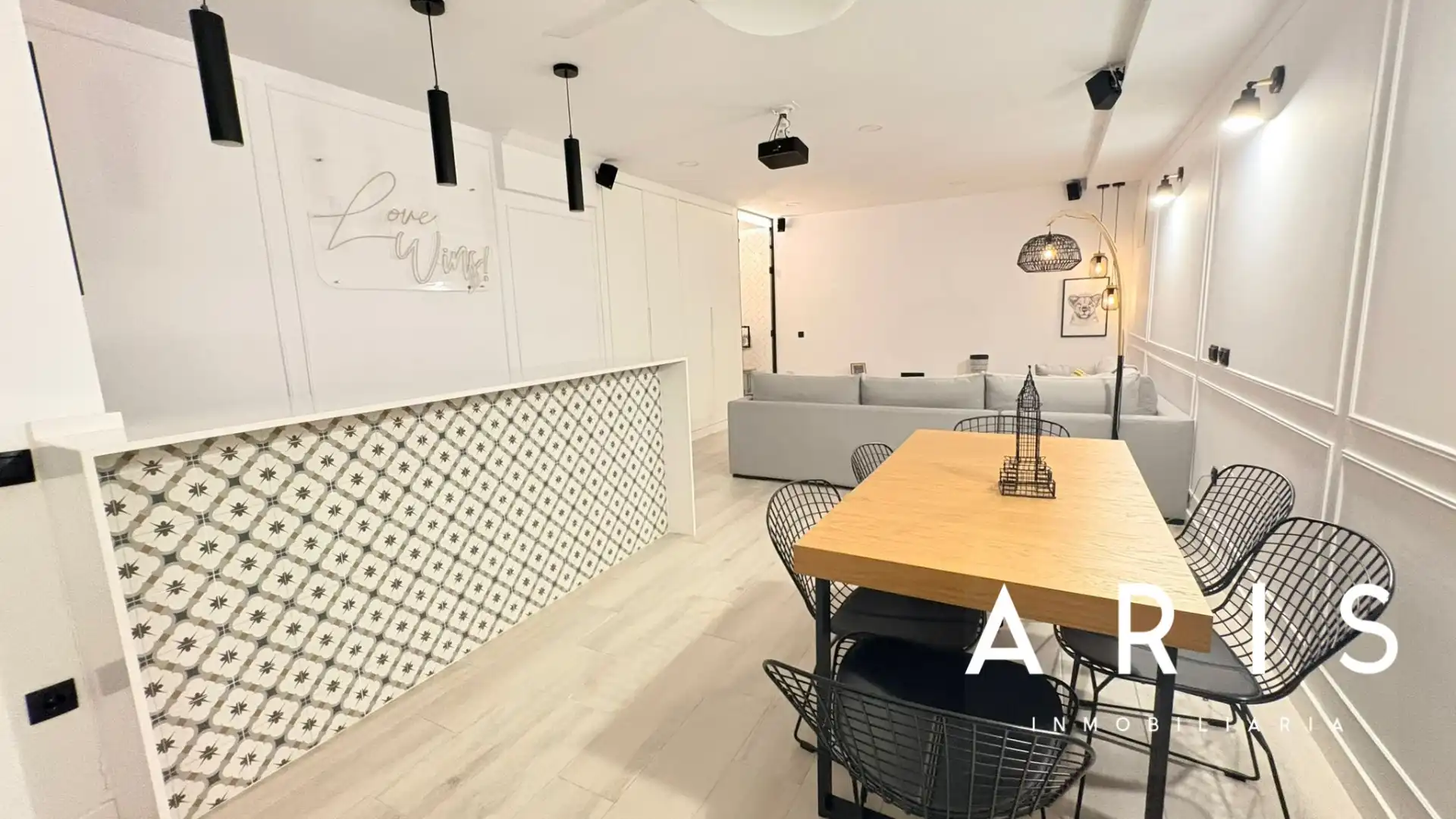 Casa adosada en venta en Alhaurín de la Torre con Aire acondicionado, Jardín privado y Parquet