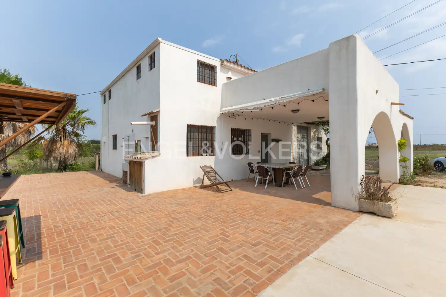 Vista exterior de Casa o xalet en venda en Sueca amb Aire condicionat, Calefacció i Jardí privat