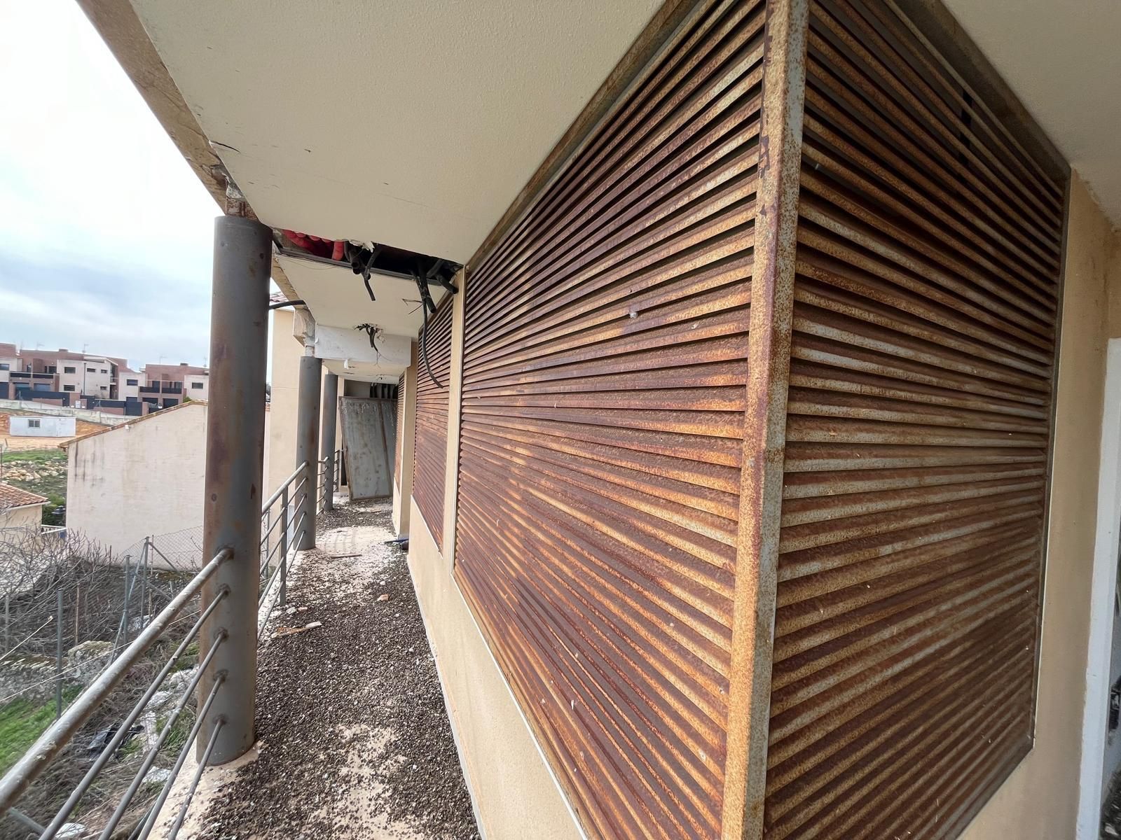 Vista exterior de Edifici en venda en Yebes
