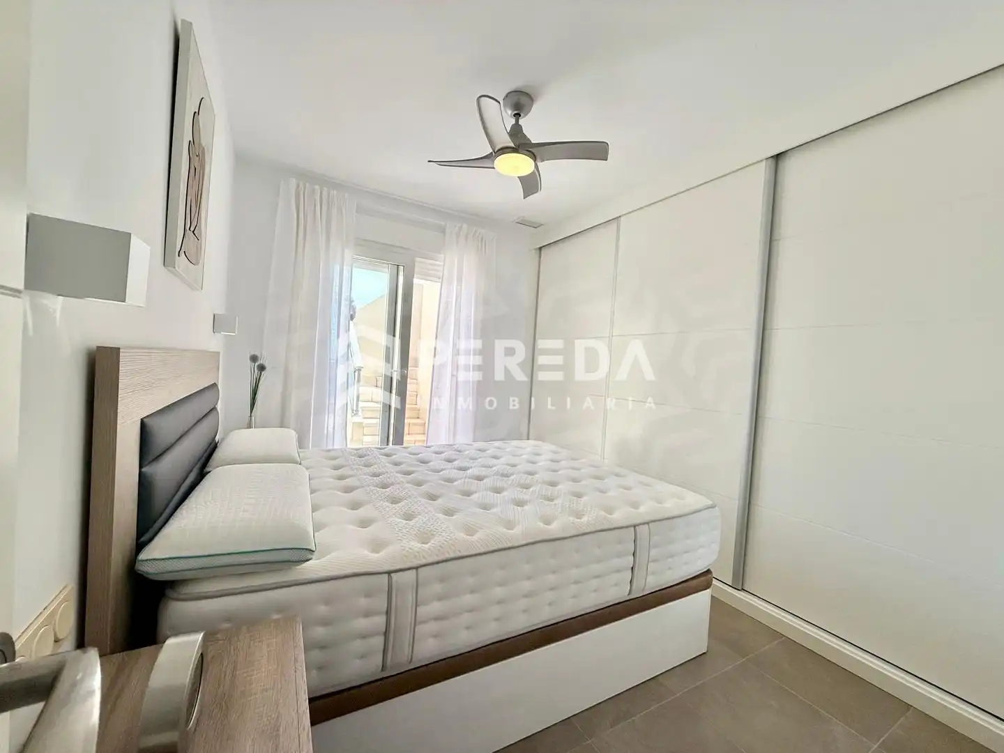 Schlafzimmer von Dachboden zum Verkauf in Roquetas de Mar mit Terrasse und Gemeinschaftspool