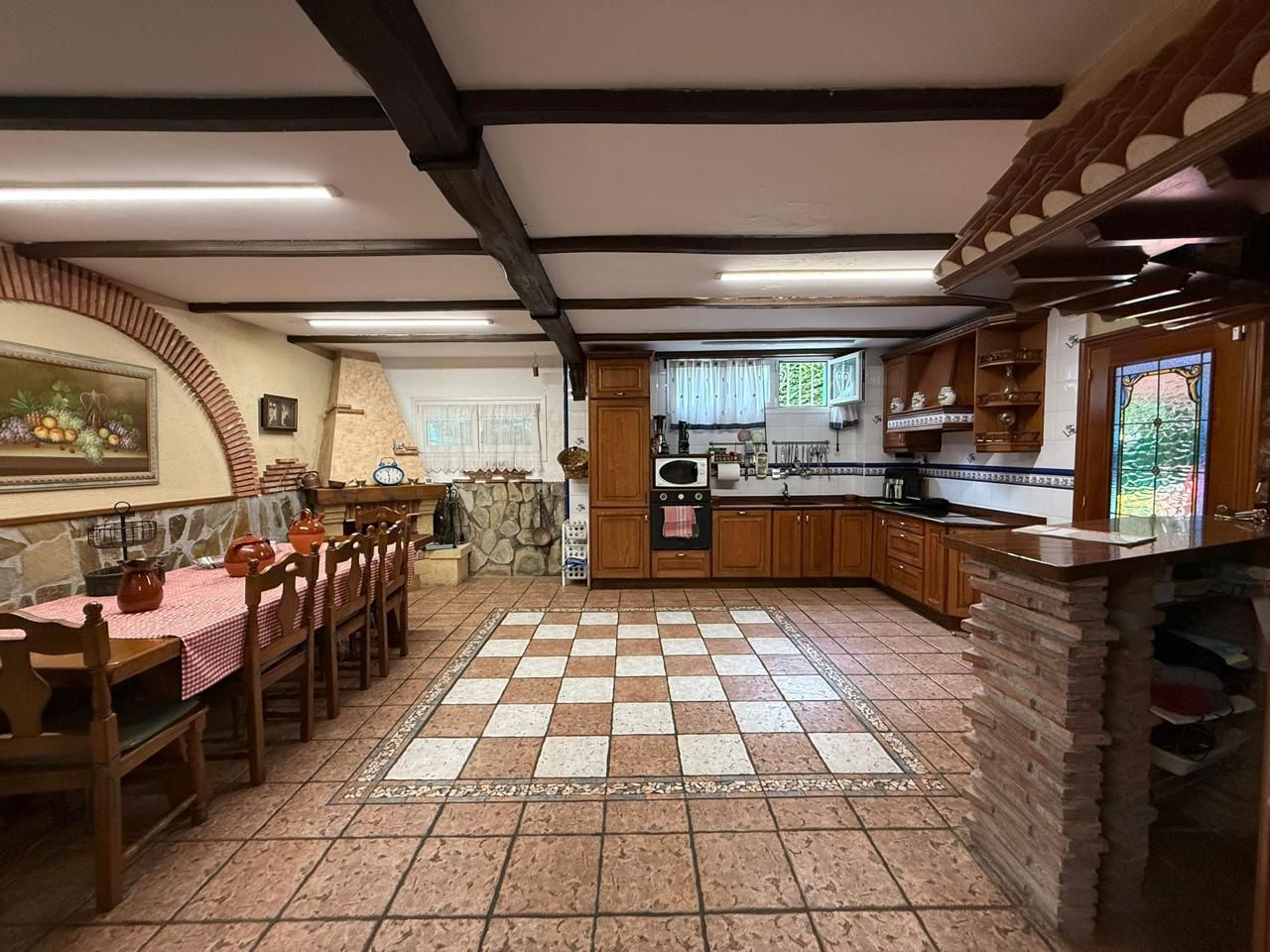 Cuina de Casa adosada en venda en Castro-Urdiales amb Calefacció, Jardí privat i Parquet