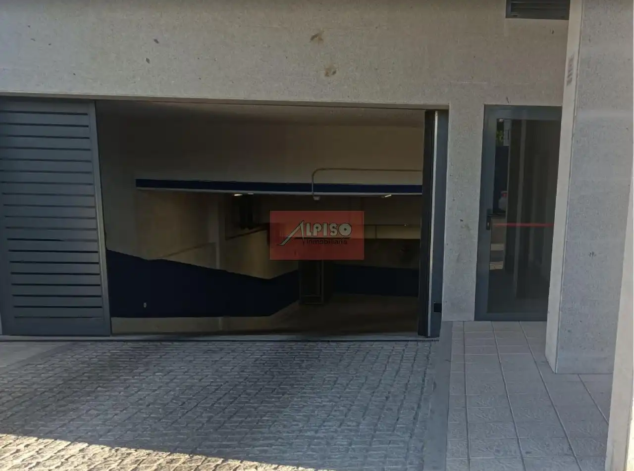 Aparcament de Garatge de lloguer en Ourense Capital 