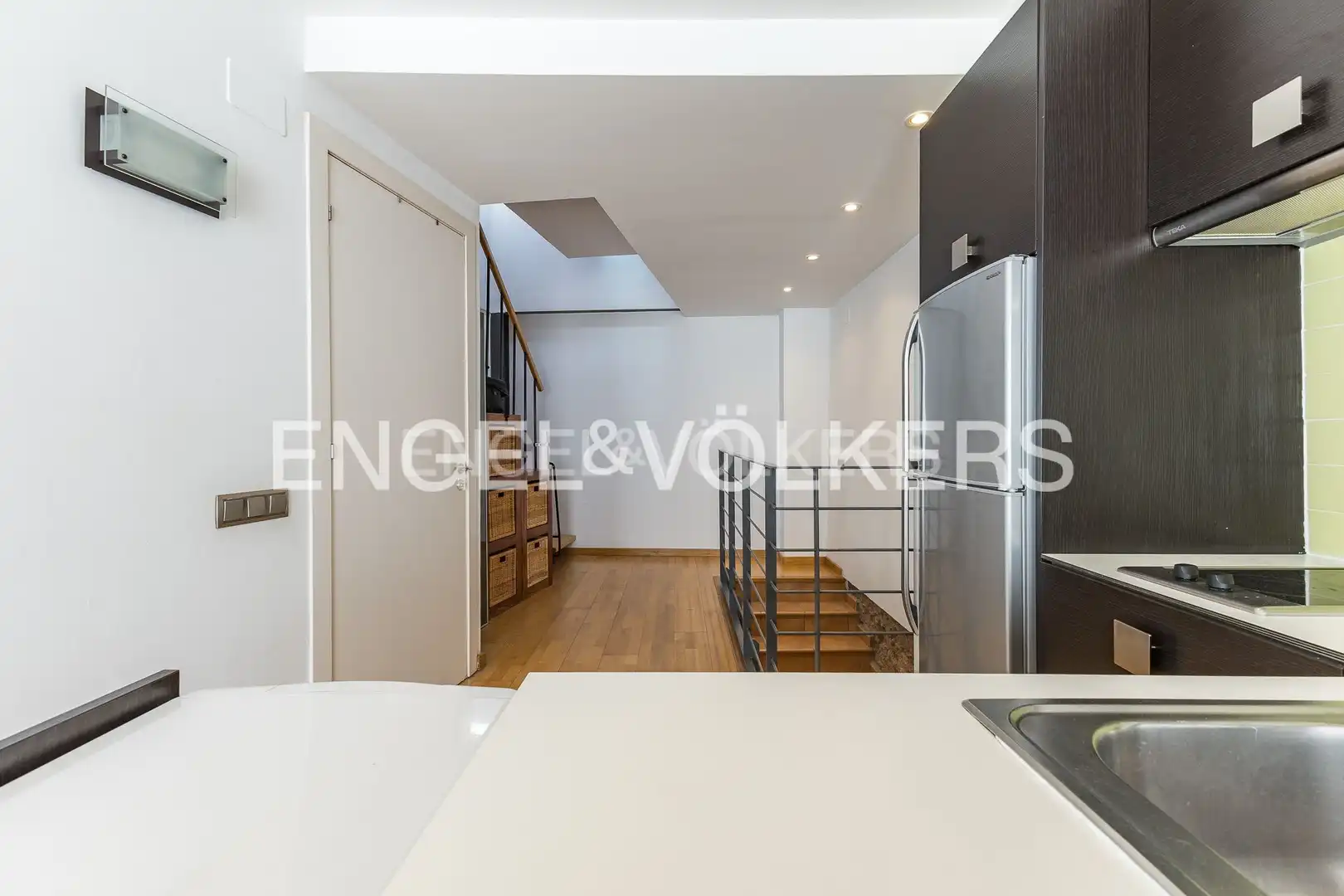 Cuina de Dúplex en venda en Sant Cugat del Vallès amb Aire condicionat, Calefacció i Parquet