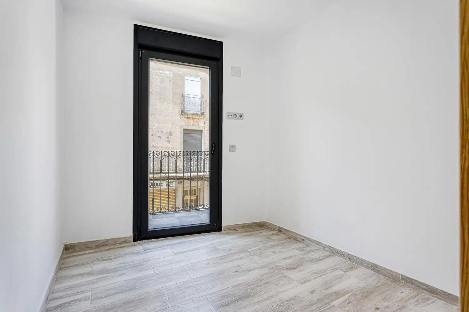 Terrasse von Wohnung zum Verkauf in Igualada mit Klimaanlage, Privatgarten und Terrasse