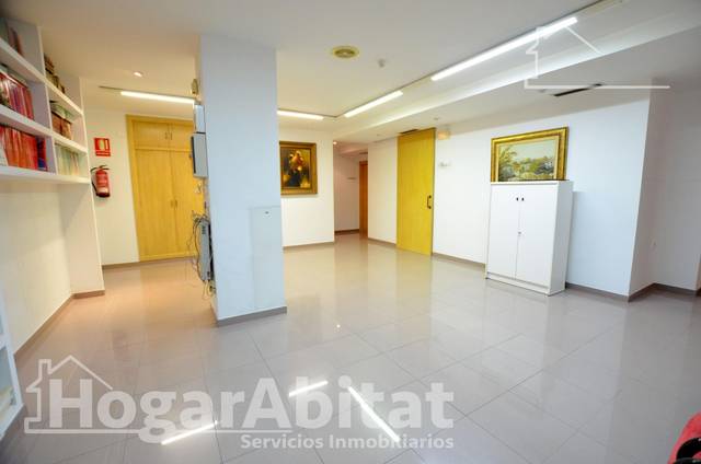 Piso en Venta en Rambla Méndez Núñez en Casco Antiguo - Sta. Cruz - Ayuntamiento