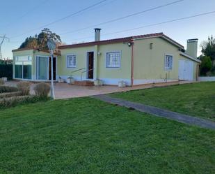 Exterior view of House or chalet to rent in Culleredo  with Private garden and Furnished