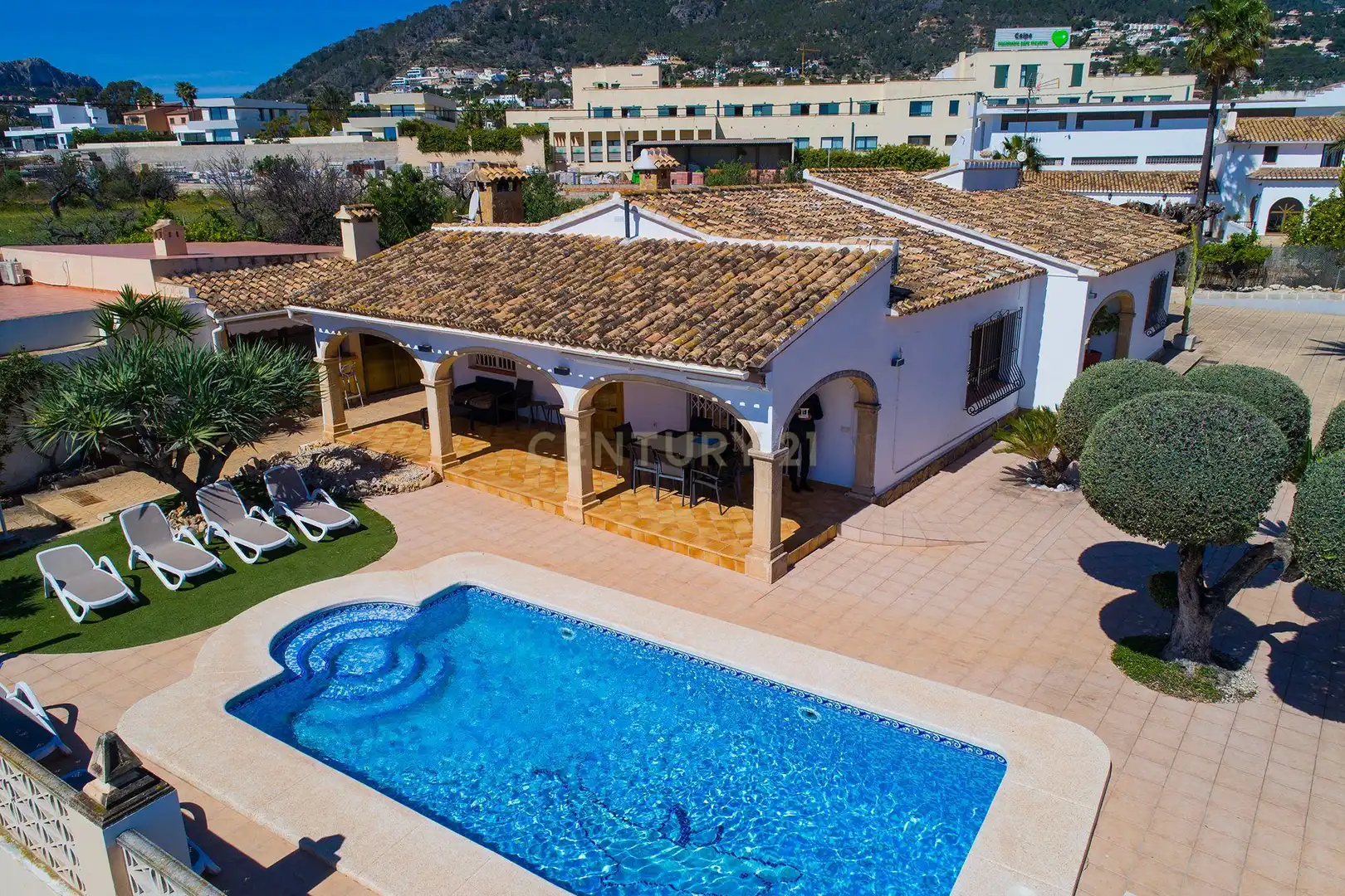 Vista exterior de Casa o xalet en venda en Calpe / Calp amb Aire condicionat, Jardí privat i Traster