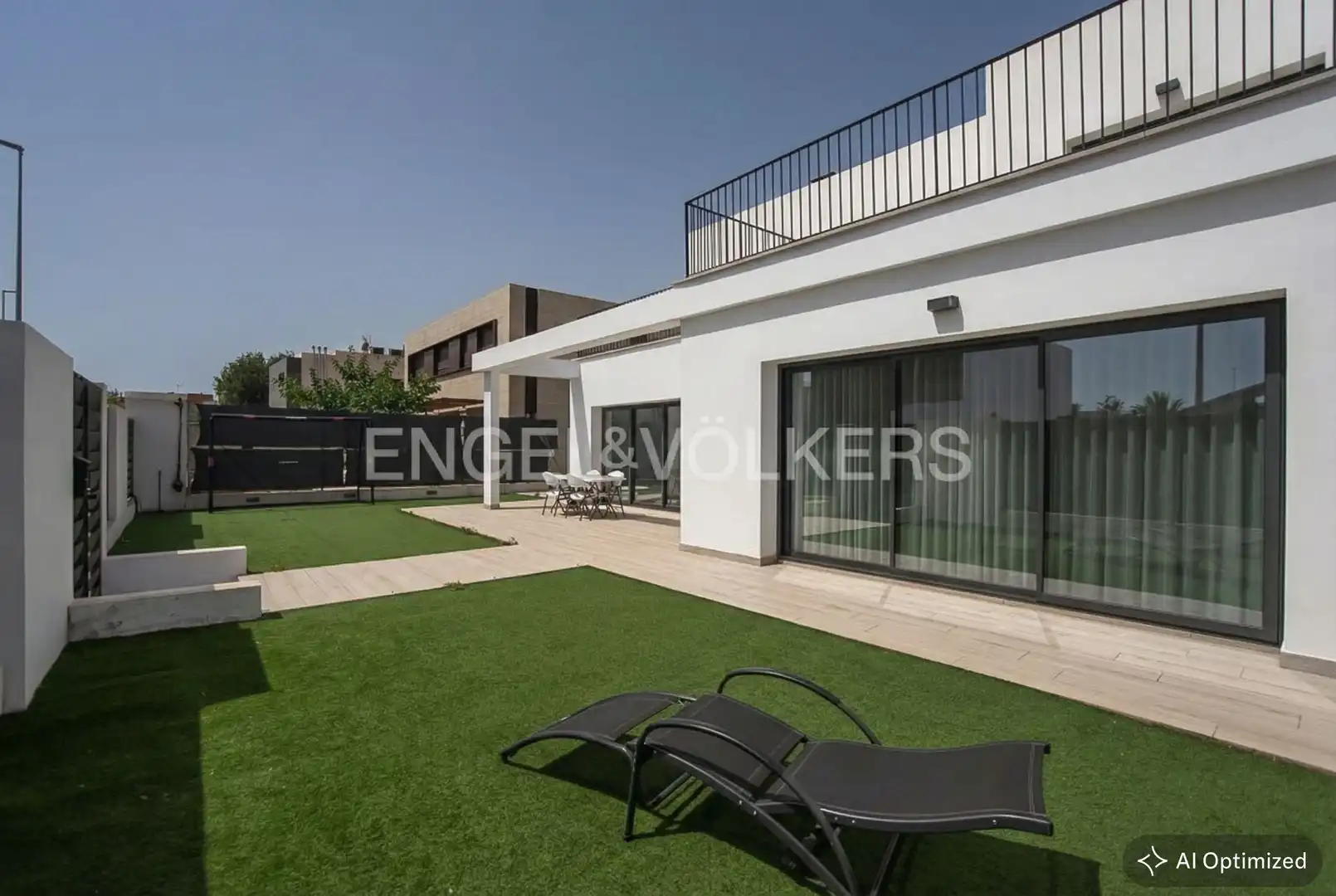 Terrassa de Casa o xalet en venda en Castellón de la Plana / Castelló de la Plana amb Aire condicionat, Calefacció i Jardí privat