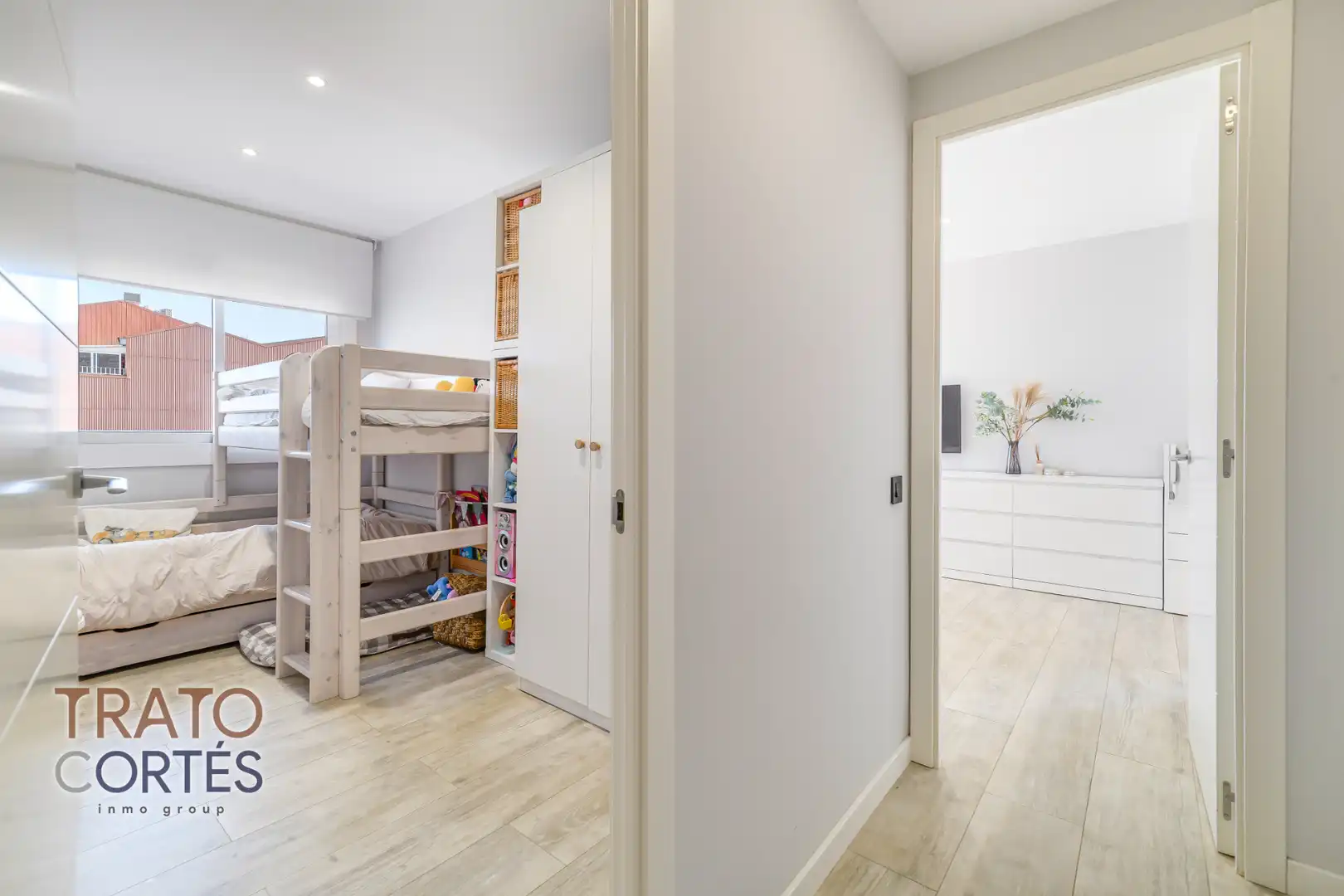 Flat with terrace for sale in Plaça Magdalena Trias, imagen 26