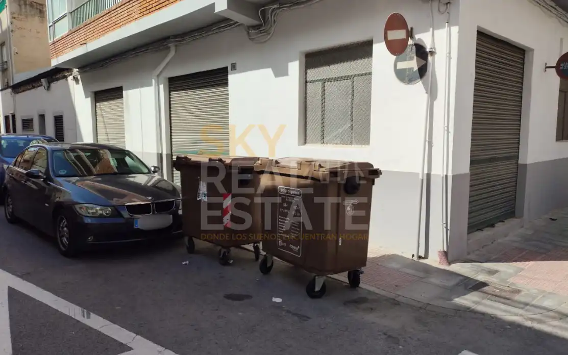 Local comercial en venda a Calle Navarra, imagen 2