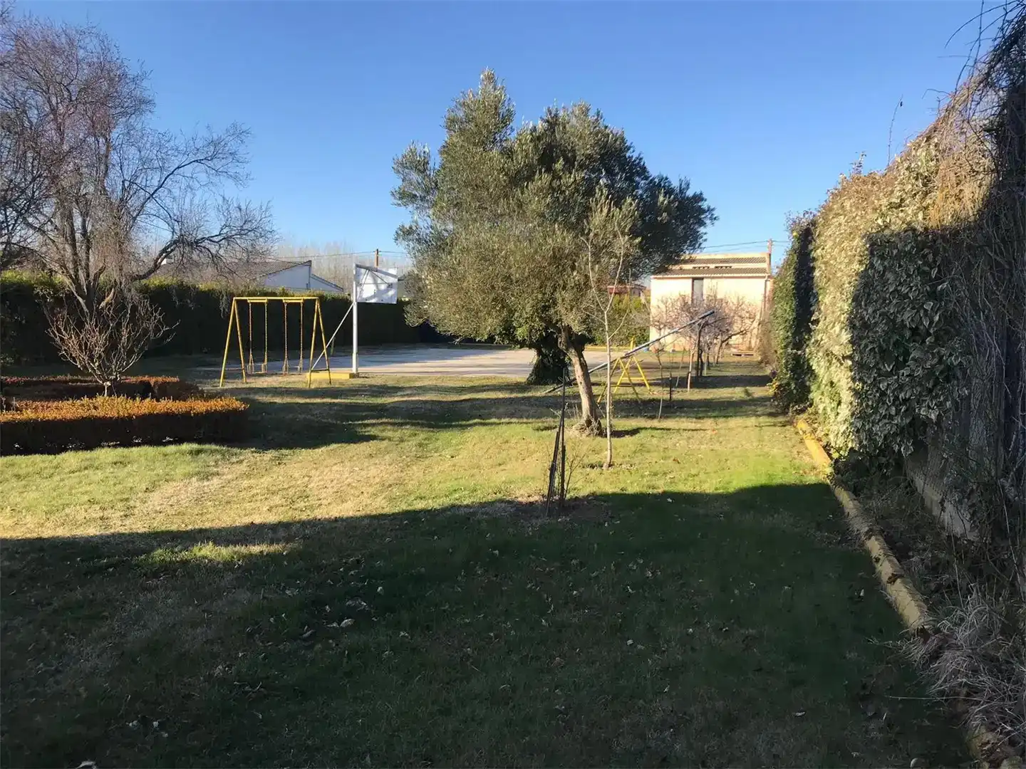 Piso en venta en Micereces de Tera con Jardín privado, Piscina y Amueblado