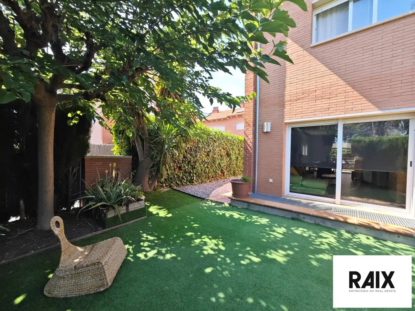 Casa adosada en venta en Carrer Garbi, Viladecavalls