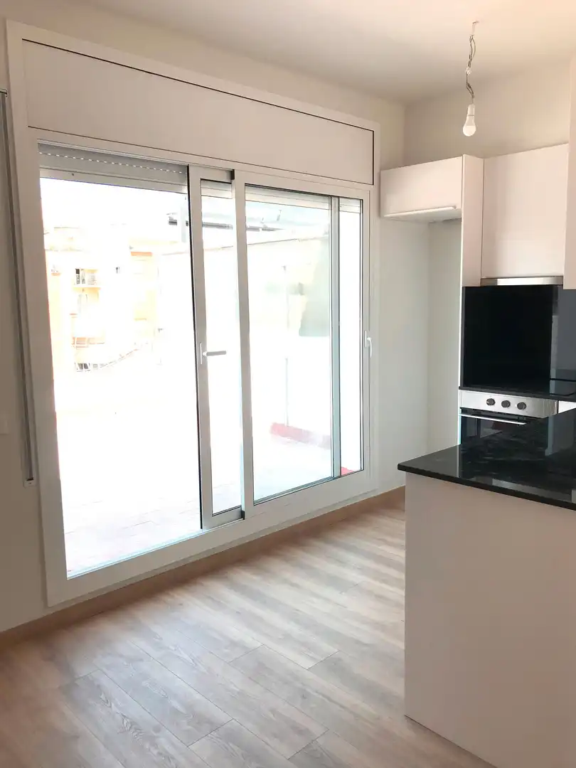 Attic for rent in Carrer de Mossèn Jacint Verdaguer, El Centre