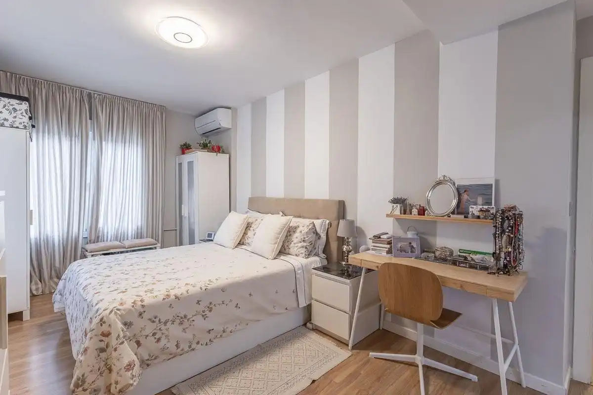 Habitación de Piso en venta en Granada con Aire acondicionado, Calefacción y Trastero
