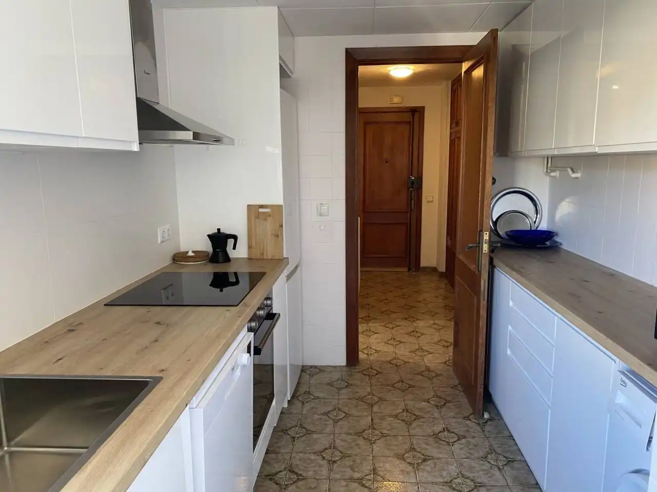 Cocina de Piso en venta en Castell d'Aro, Platja d'Aro i s'Agaró con Calefacción, Terraza y Balcón