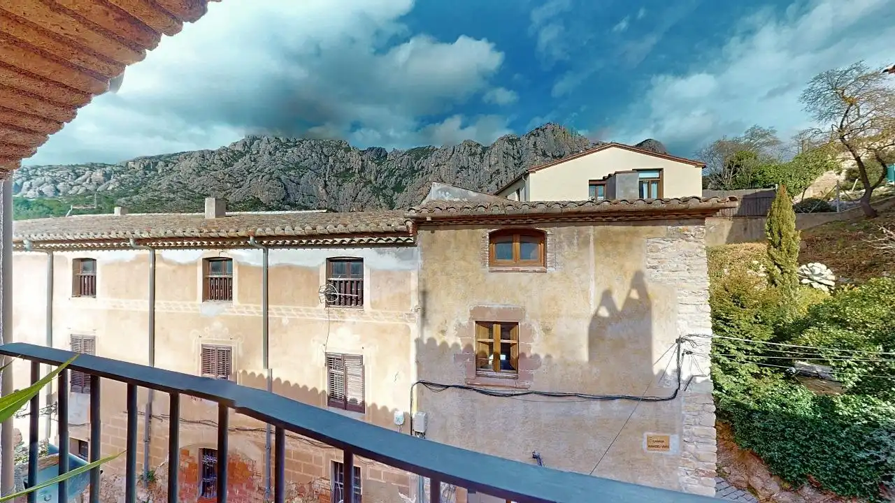 Vista exterior de Finca rústica en venta en Collbató con Aire acondicionado, Calefacción y Terraza