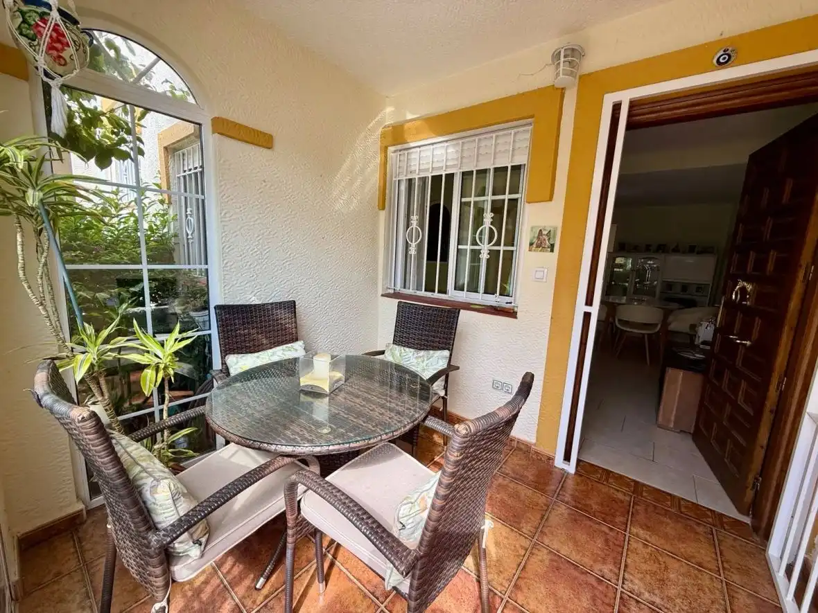 Terrasse von Wohnungen zum Verkauf in Santa Pola mit Heizung, Terrasse und Schwimmbad