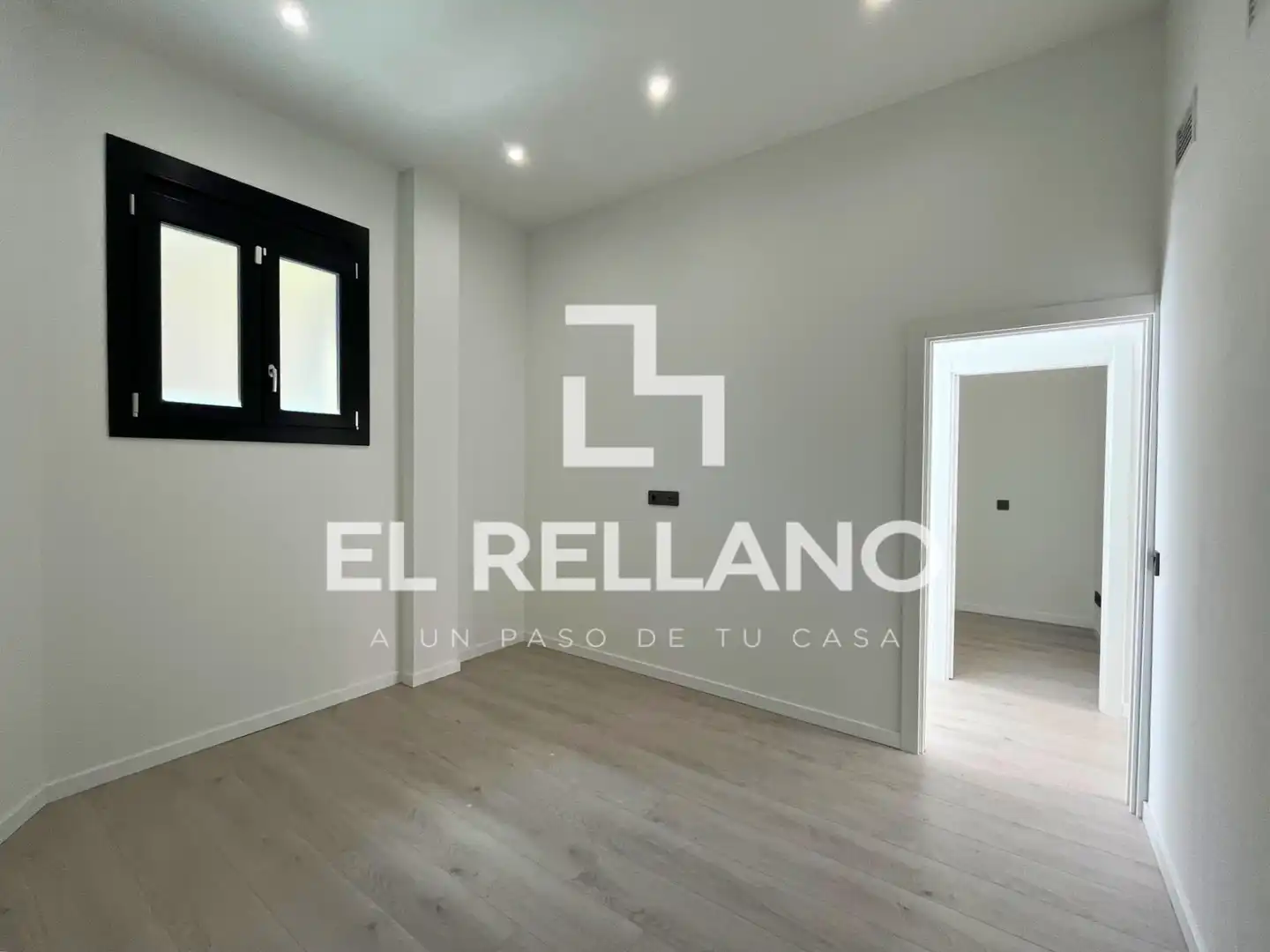 Piso en venta en Badalona con Aire acondicionado, Calefacción y Jardín privado
