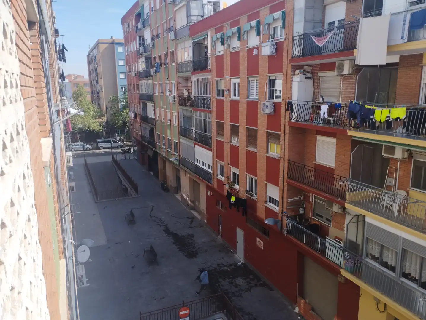 Exterior view of Flat for sale in Zaragoza  with Heating, Parquet flooring and Furnished