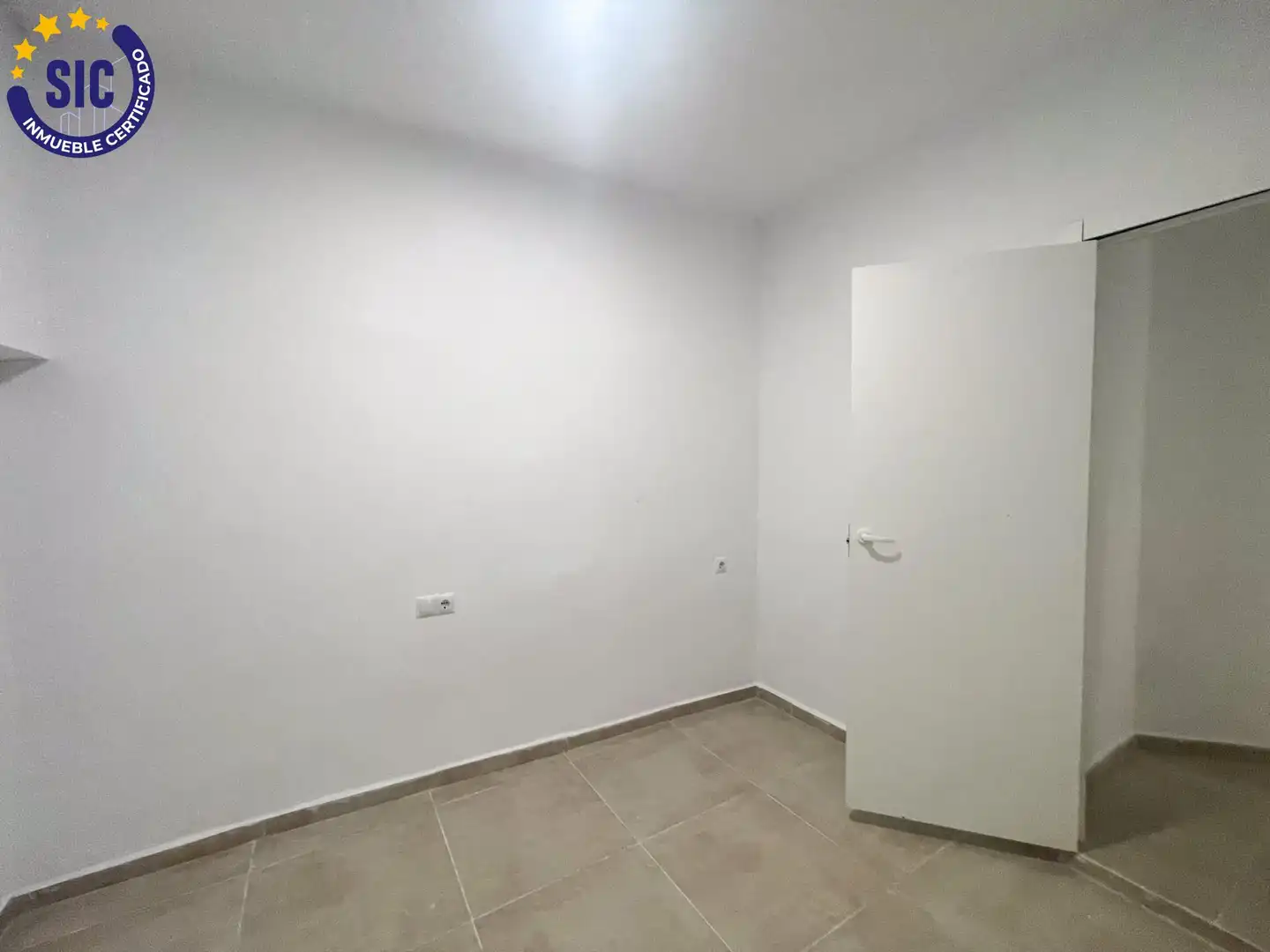 Houses for sale in Requena  with Balcony
