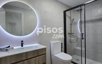 Bany de Pis en venda en Alicante / Alacant amb Aire condicionat i Calefacció