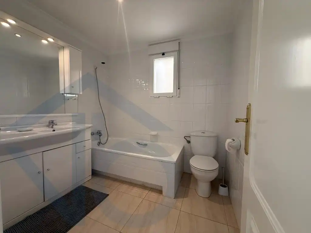 Bany de Apartament en venda en Pulpí amb Aire condicionat i Moblat