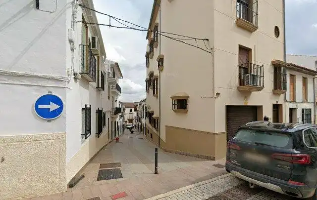 Vista exterior de Piso en venta en Alameda