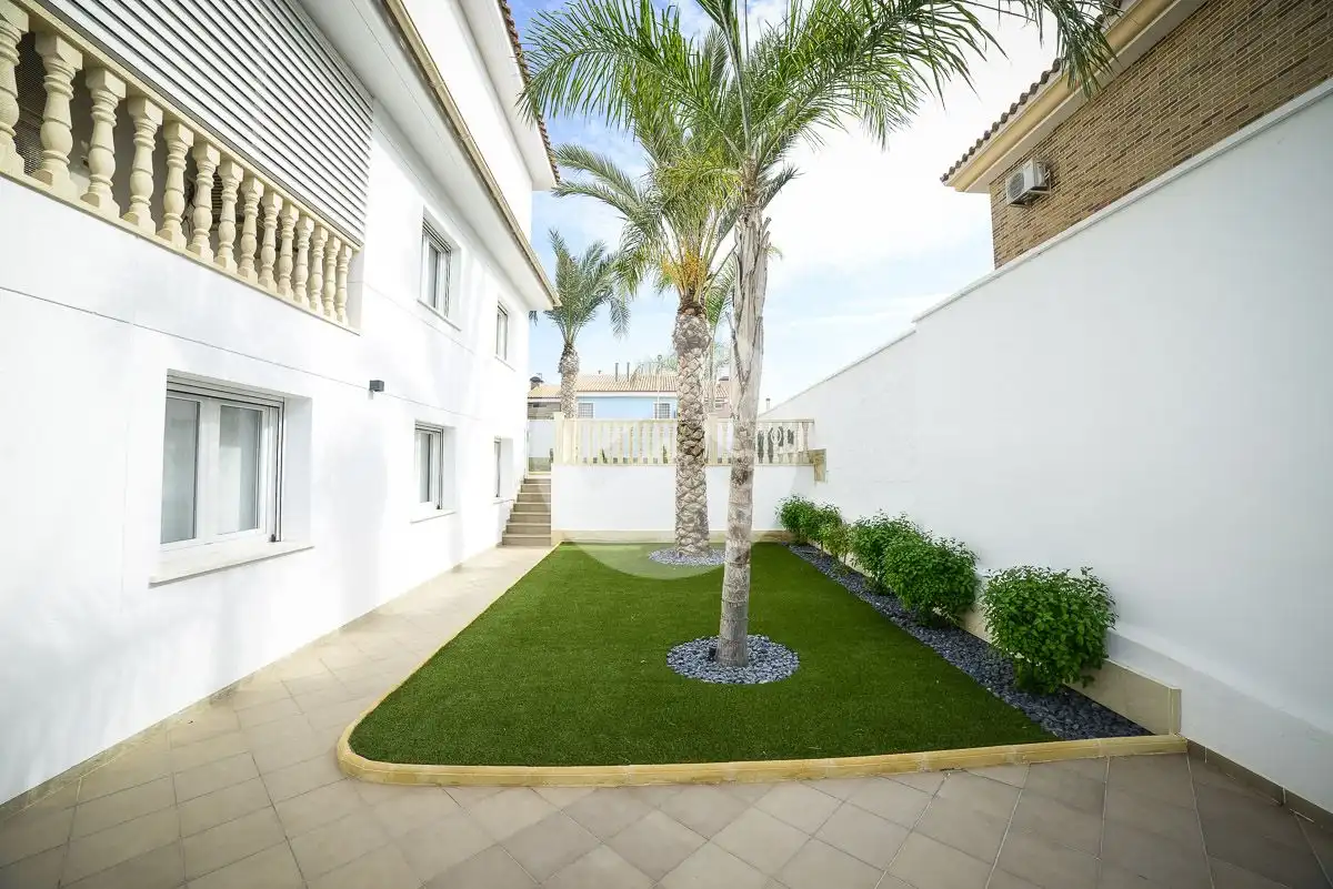 Houses for sale in C/JUAN RAMON JIMENEZ 6 (D-36), Campoamor