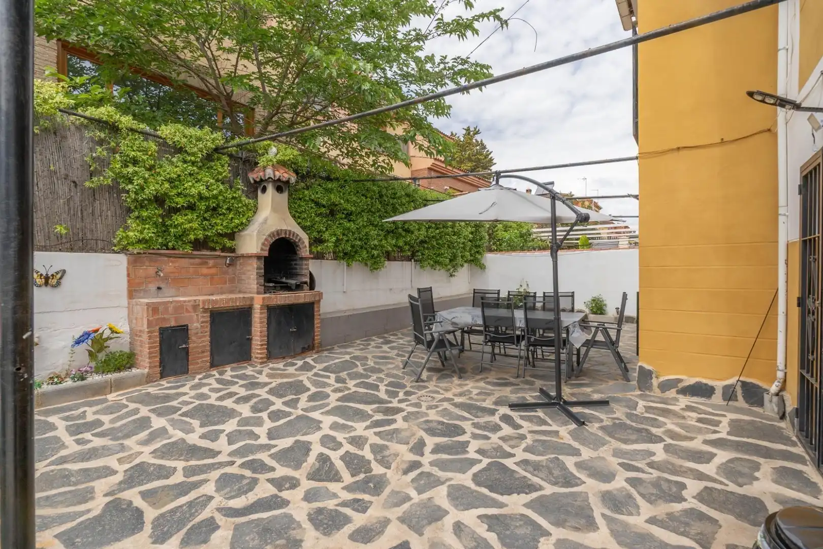 Casa aparellada amb balcó en venda a Camino DE ALBARRATE, imagen 68