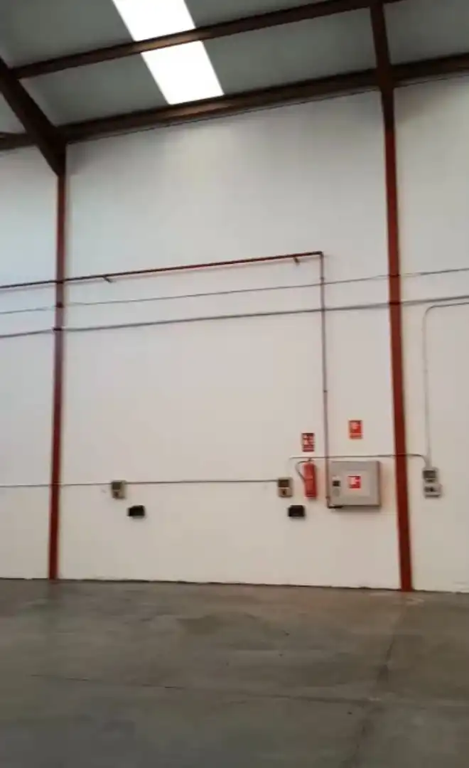 Außenansicht von Fabrikhallen zur Miete in Alicante / Alacant mit Alarm