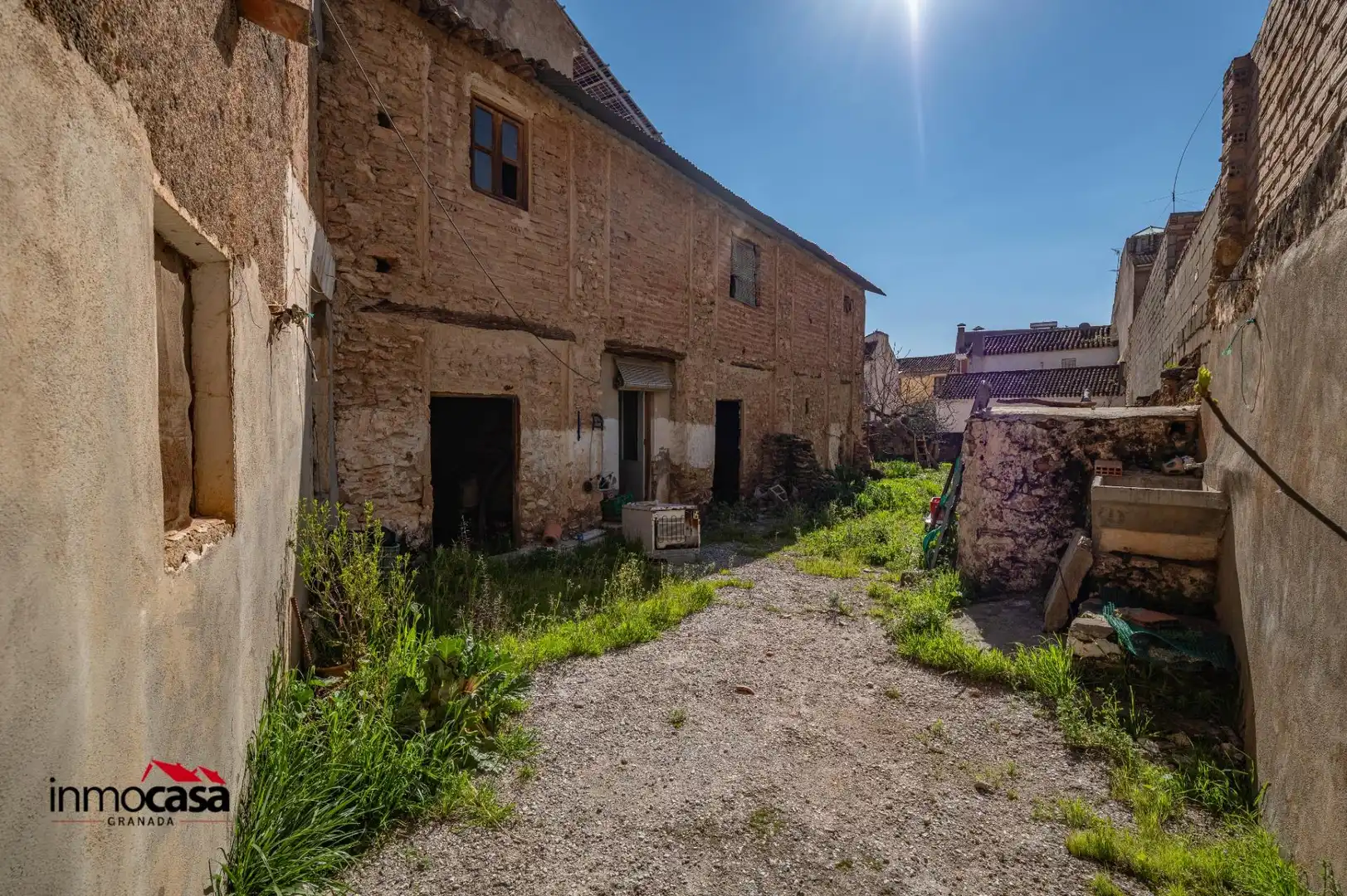 Außenansicht von Country house zum Verkauf in Padul mit Terrasse