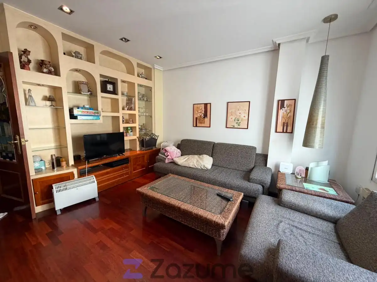 Sala de estar de Piso de alquiler en Valencia con Parquet, Amueblado y Horno